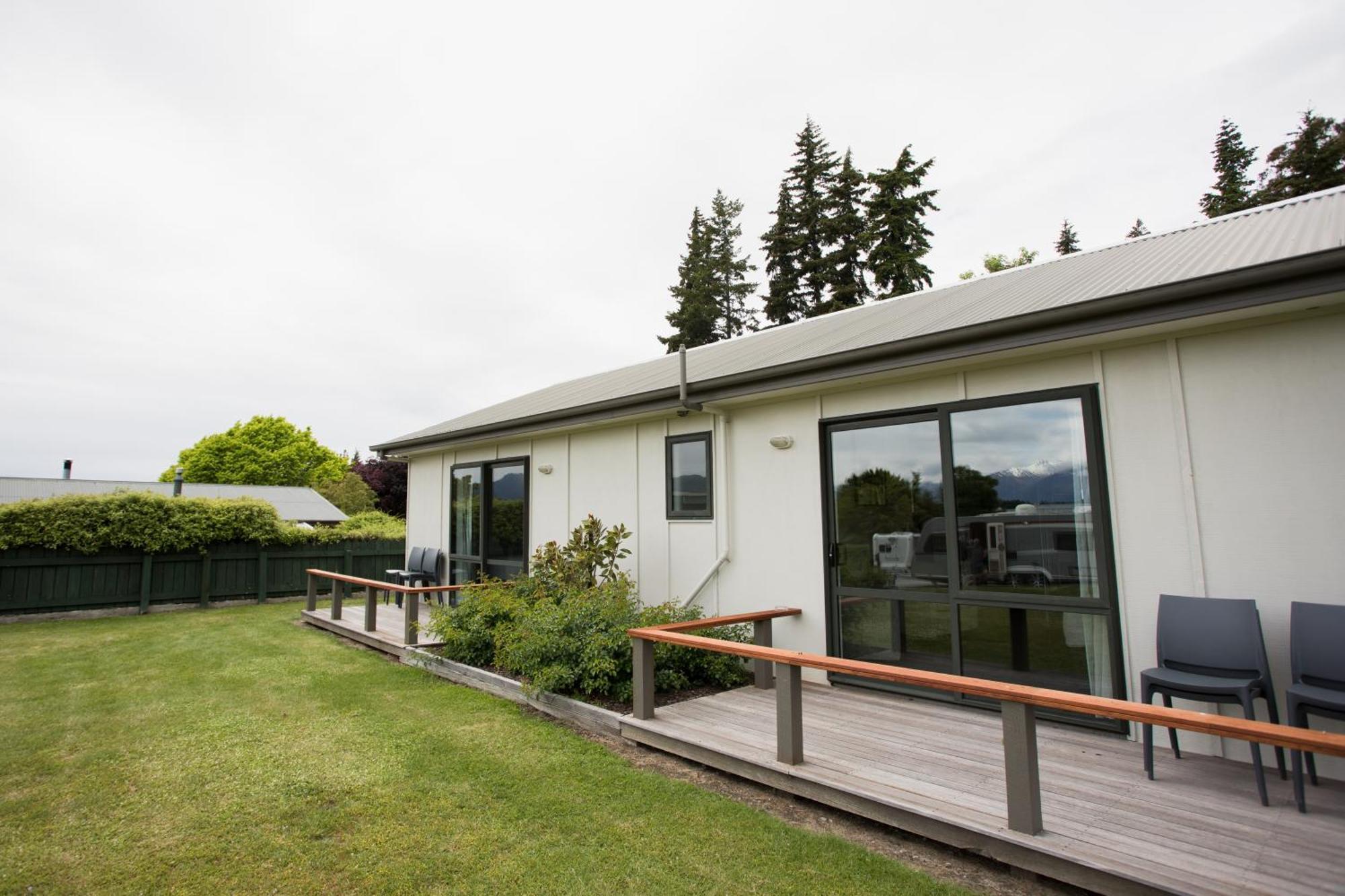 Wanaka Top 10 Holiday Park Екстер'єр фото