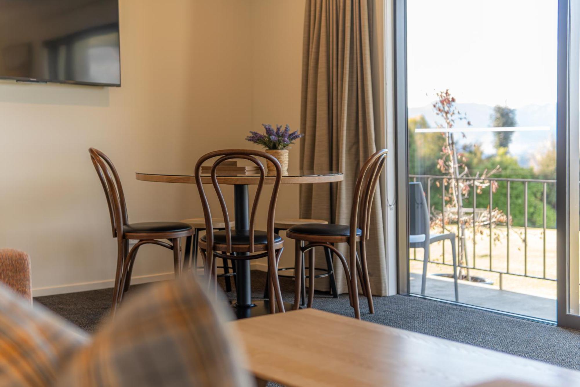Wanaka Top 10 Holiday Park Екстер'єр фото